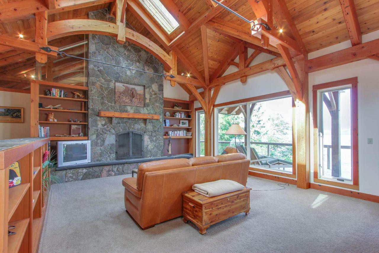 Bottle Bay Lakefront Lodge Sandpoint Exteriör bild