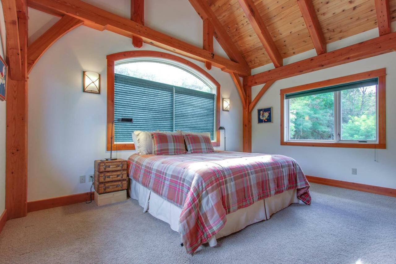 Bottle Bay Lakefront Lodge Sandpoint Exteriör bild