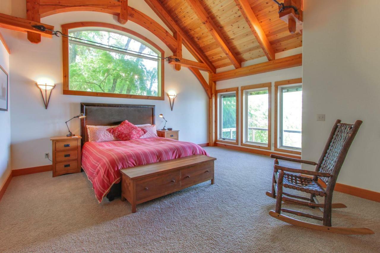 Bottle Bay Lakefront Lodge Sandpoint Exteriör bild