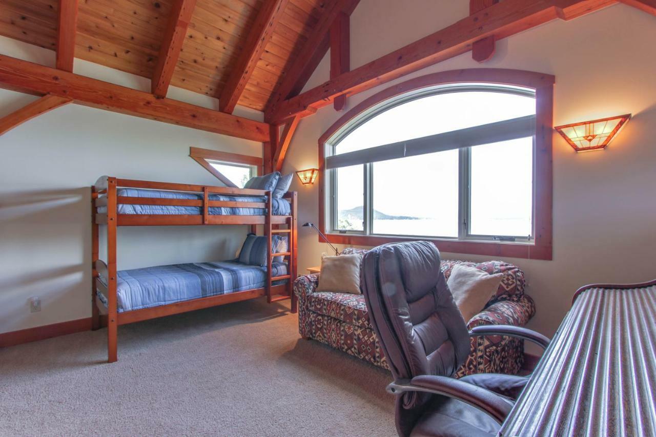 Bottle Bay Lakefront Lodge Sandpoint Exteriör bild